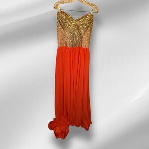 Riva Designs Strapless Prom‎ Dress With Train & Rhinestones